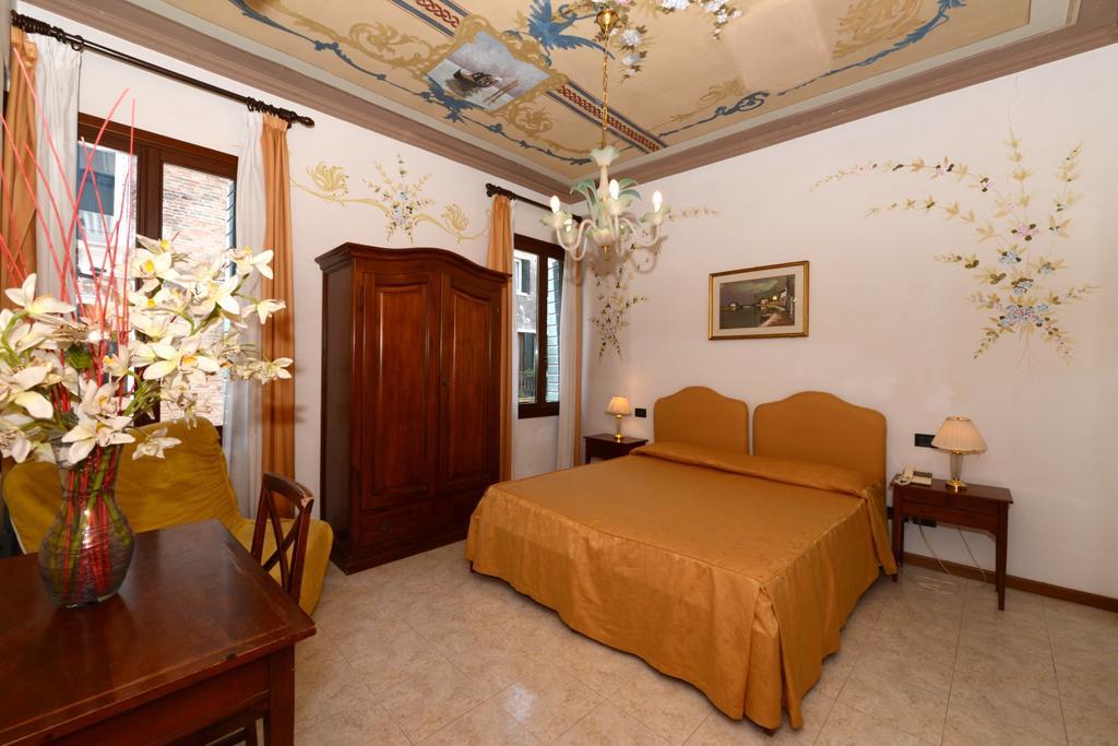 Hotel Iris Venezia Eksteriør bilde